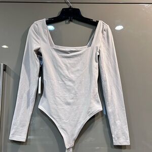 BNWT Aritzia Contour Bodysuit